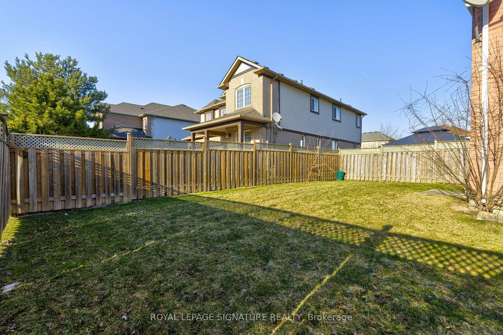 Townhouse for sale at 1019 Kennedy Circle, Milton, Ontario, L9T 5S4 - Beaty - MLS: W12983100