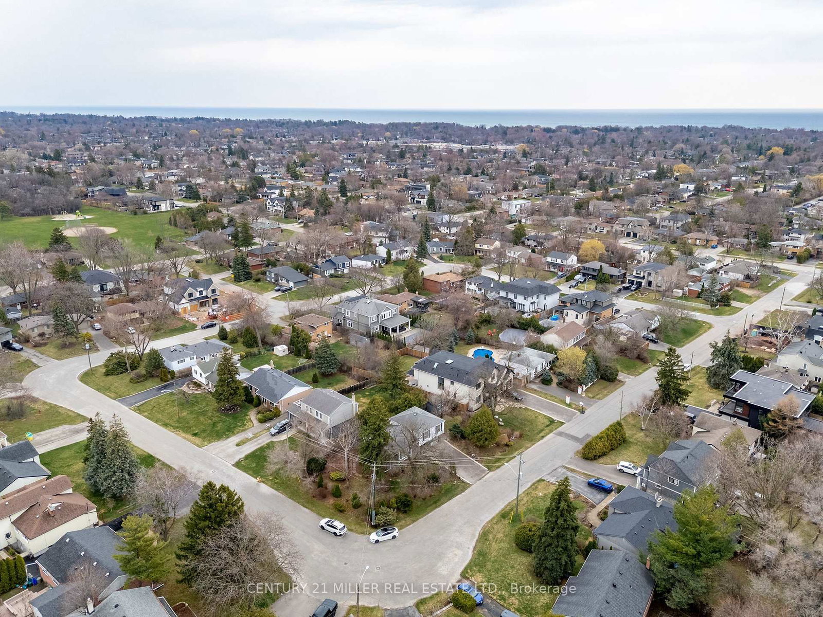 Detached House for sale at 557 Trafford Crescent, Oakville, Ontario, L6L 3T4 - West - MLS: W12983102