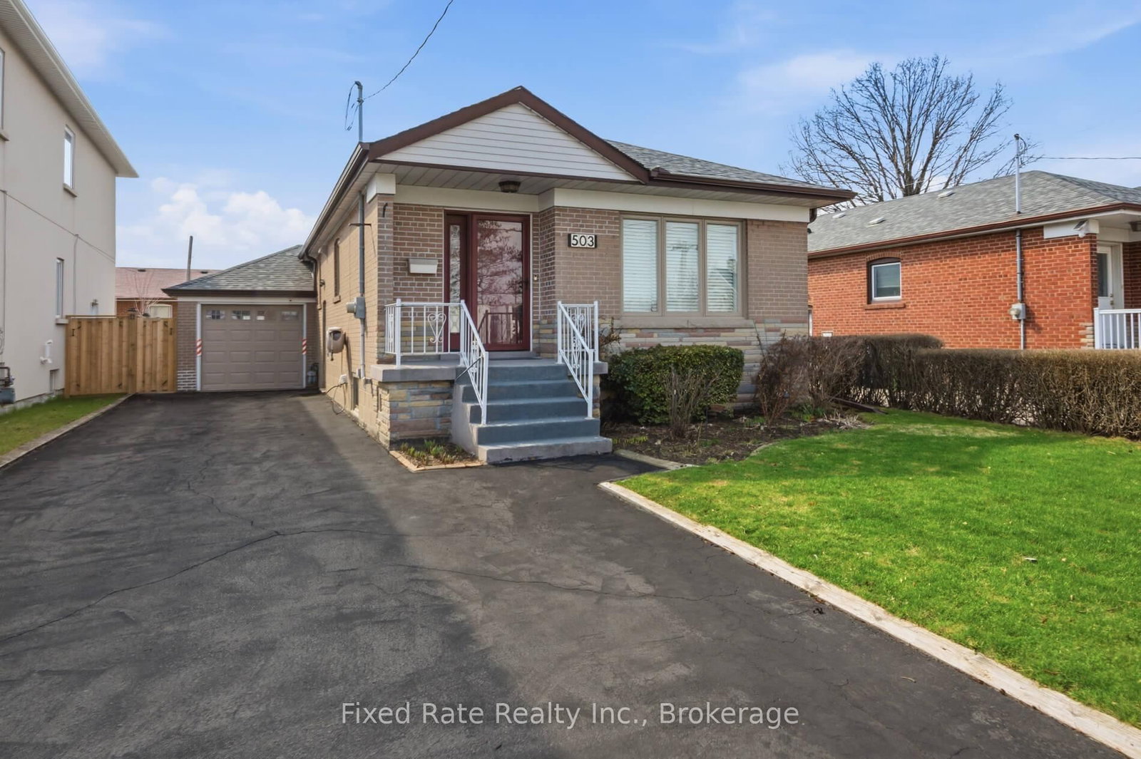 Detached House for sale at 503 Evans Avenue, Toronto, Ontario, M8W 2V3 - Alderwood - MLS: W12983124