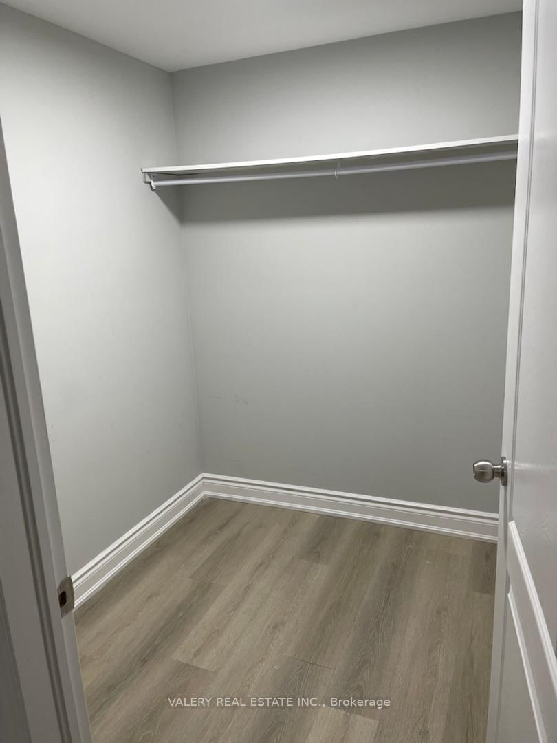 13 Frampton Road, Unit Lower - Photo 9