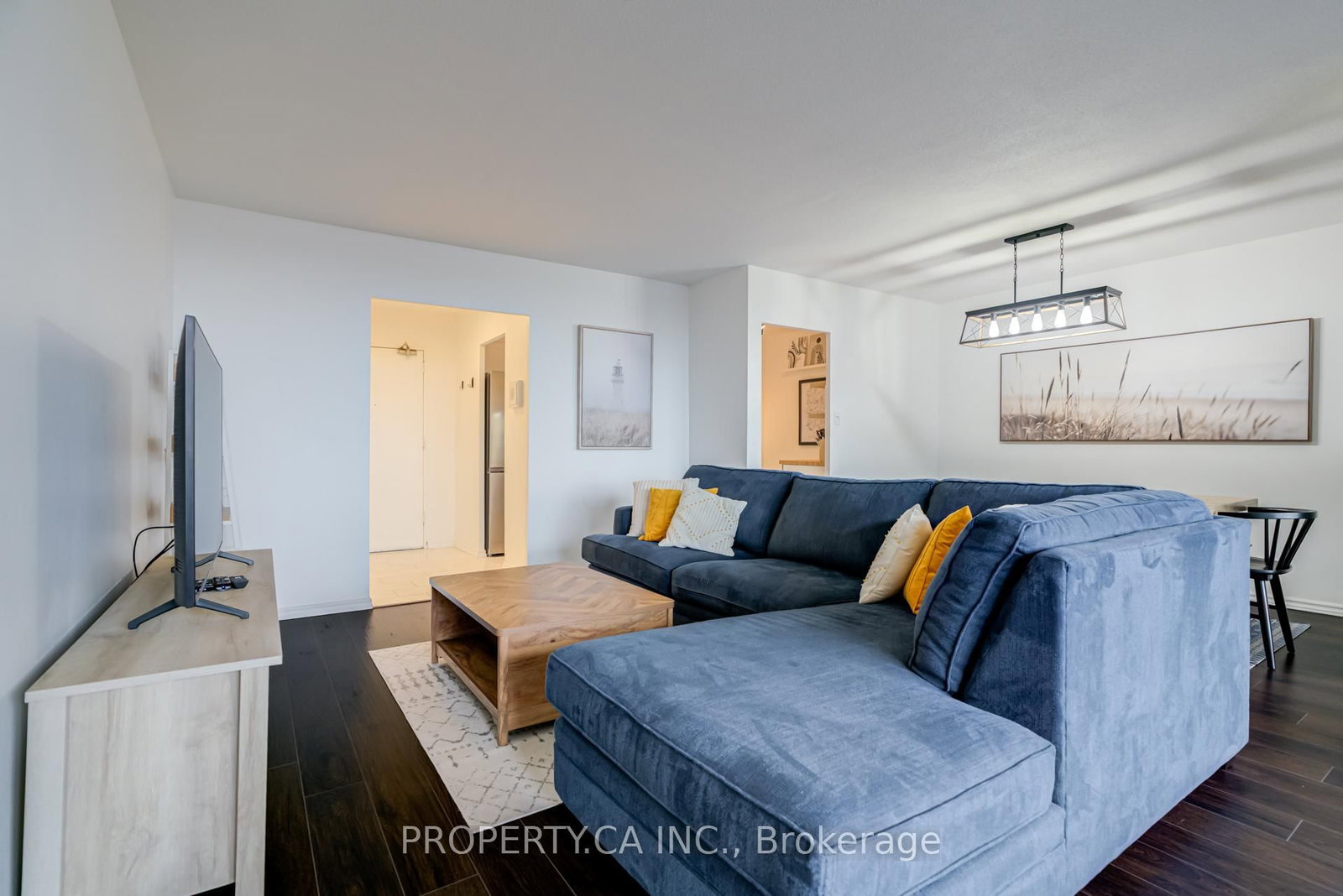 85 Emmett Avenue, Unit 2008