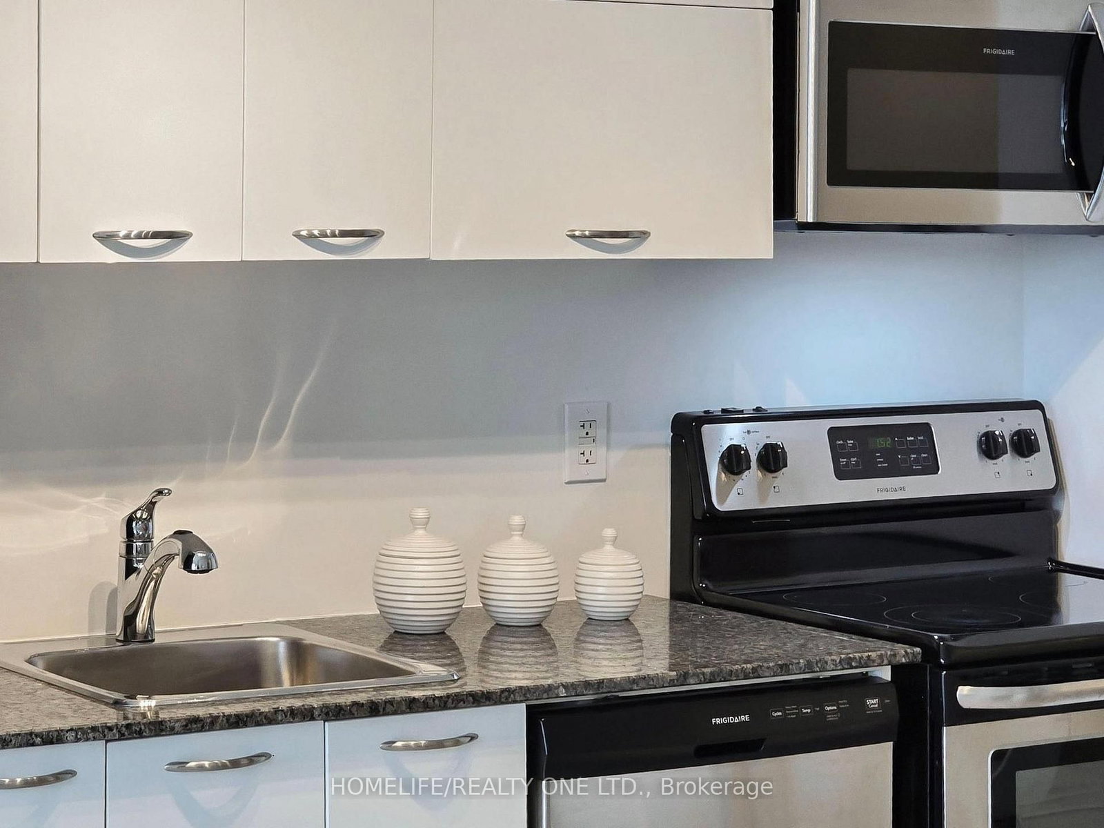 Condo for sale at 2003-38 Joe Shuster Way, Toronto, Ontario, M6K 0A5 - South Parkdale - MLS: W12983206