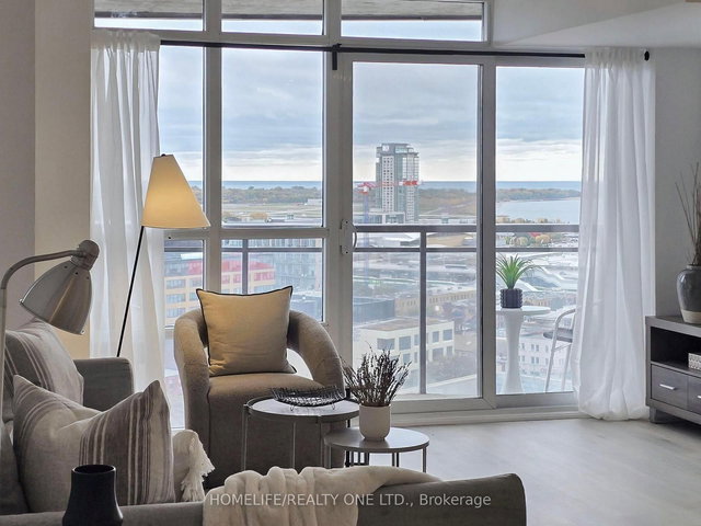 2003 - 38 Joe Shuster Way