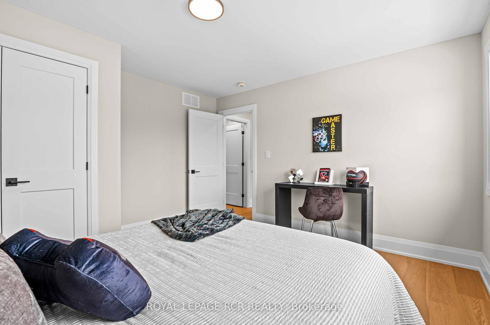 7 Henry Street - Photo 37