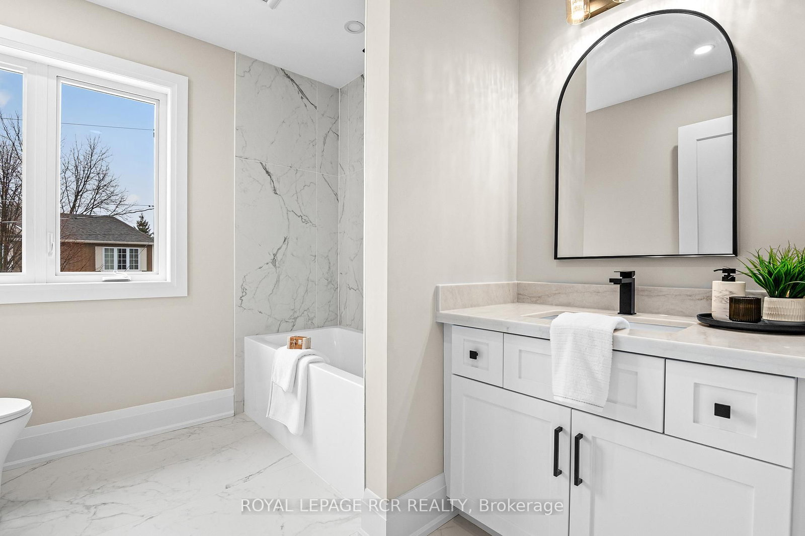 7 Henry Street - Photo 38