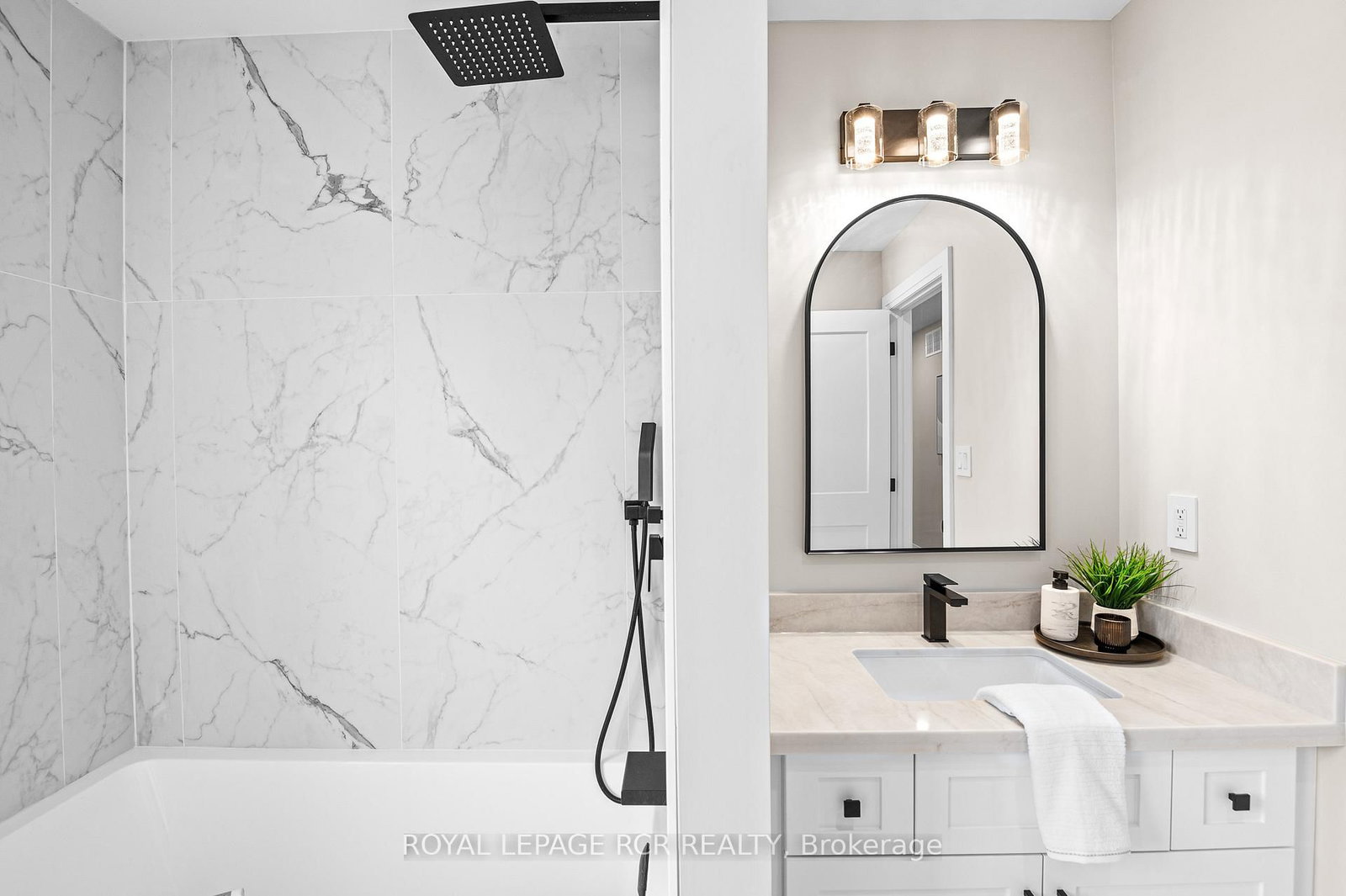 7 Henry Street - Photo 39