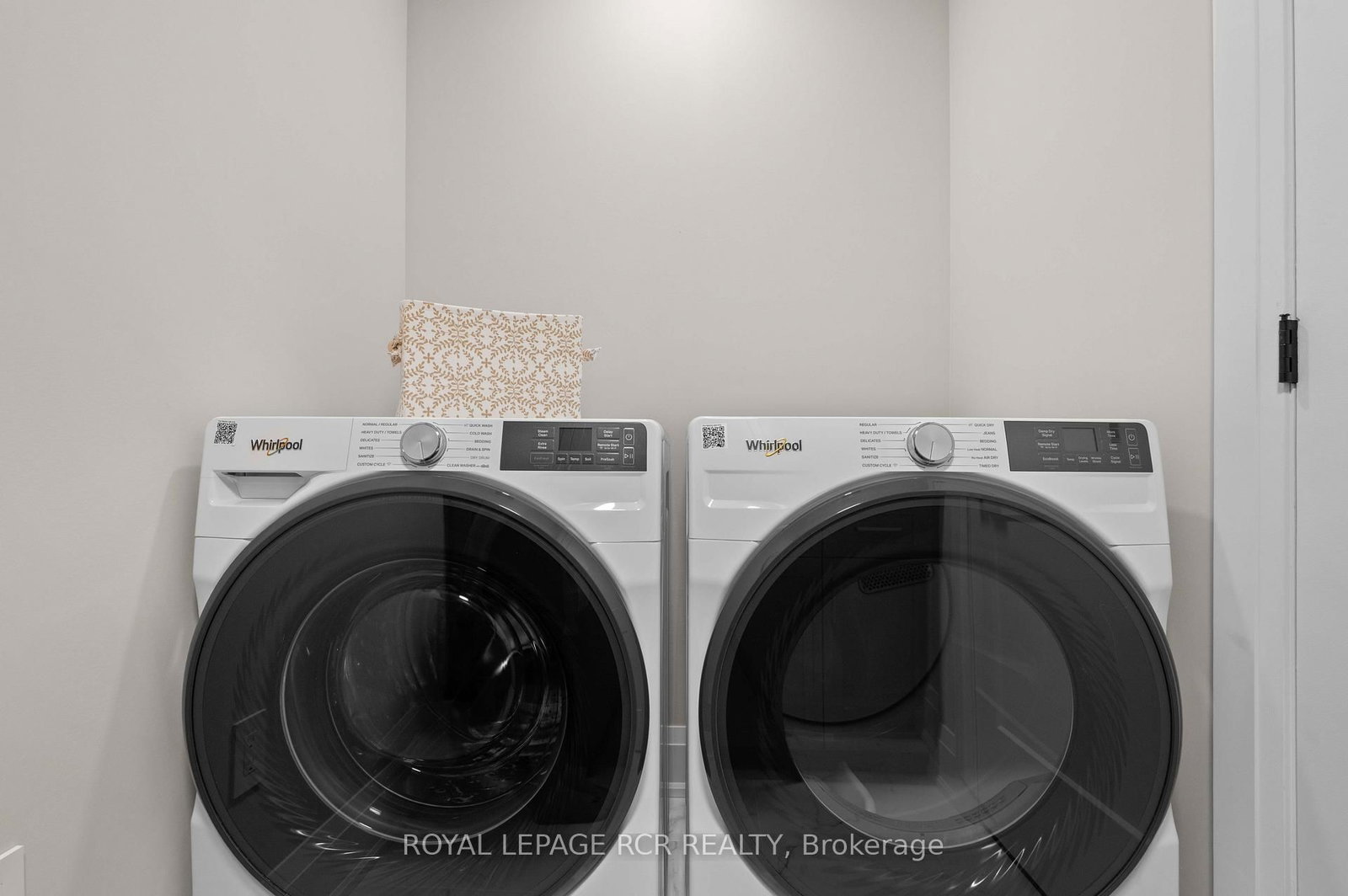 7 Henry Street - Photo 41