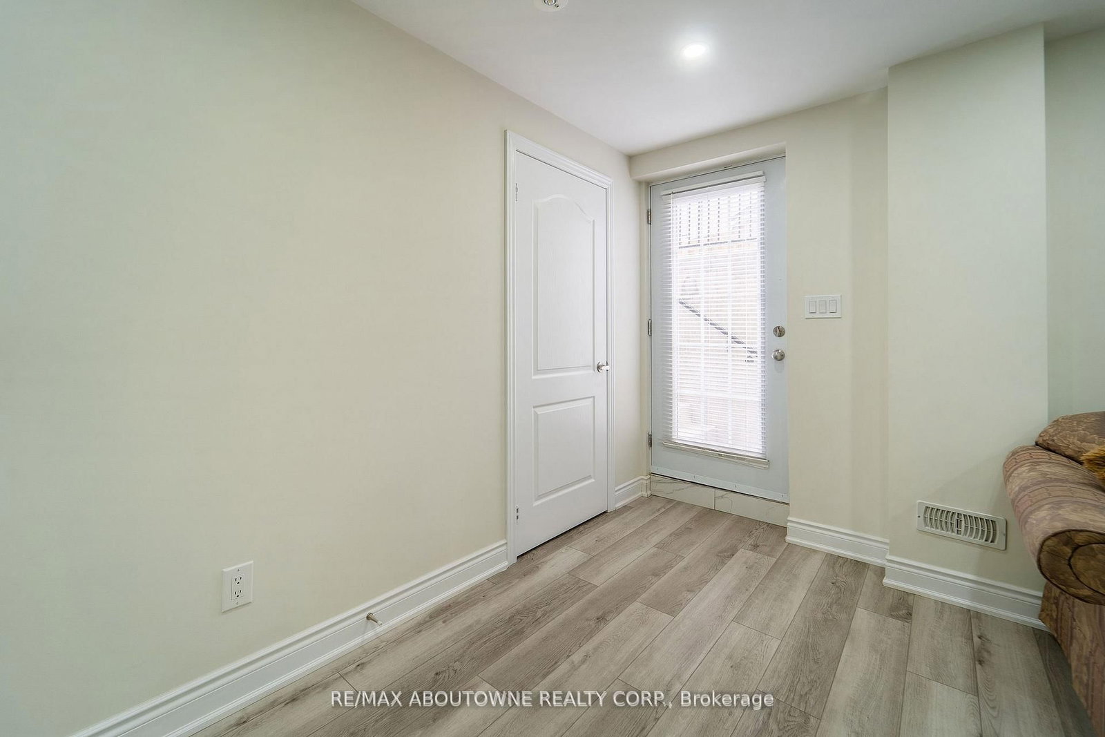 150 Goodwin Crescent, Unit Bsmnt - Photo 3