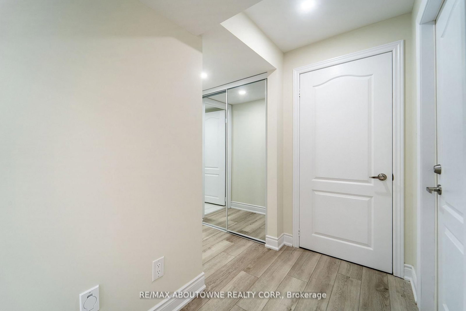150 Goodwin Crescent, Unit Bsmnt - Photo 7