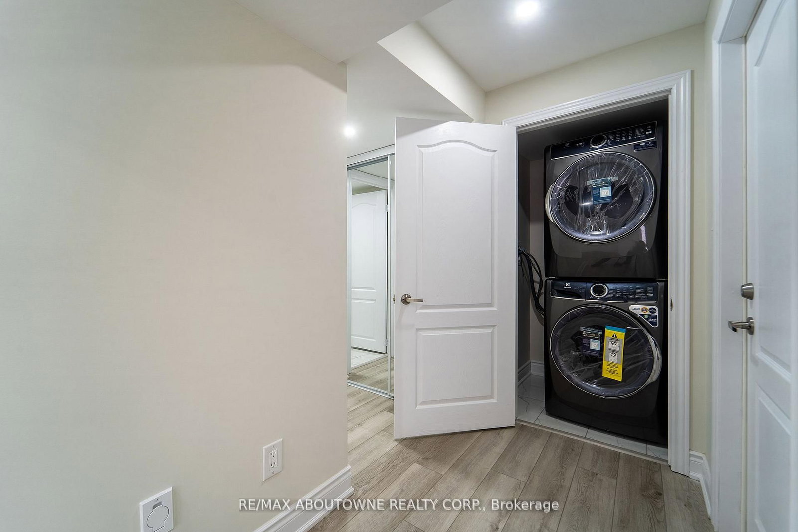 150 Goodwin Crescent, Unit Bsmnt - Photo 8