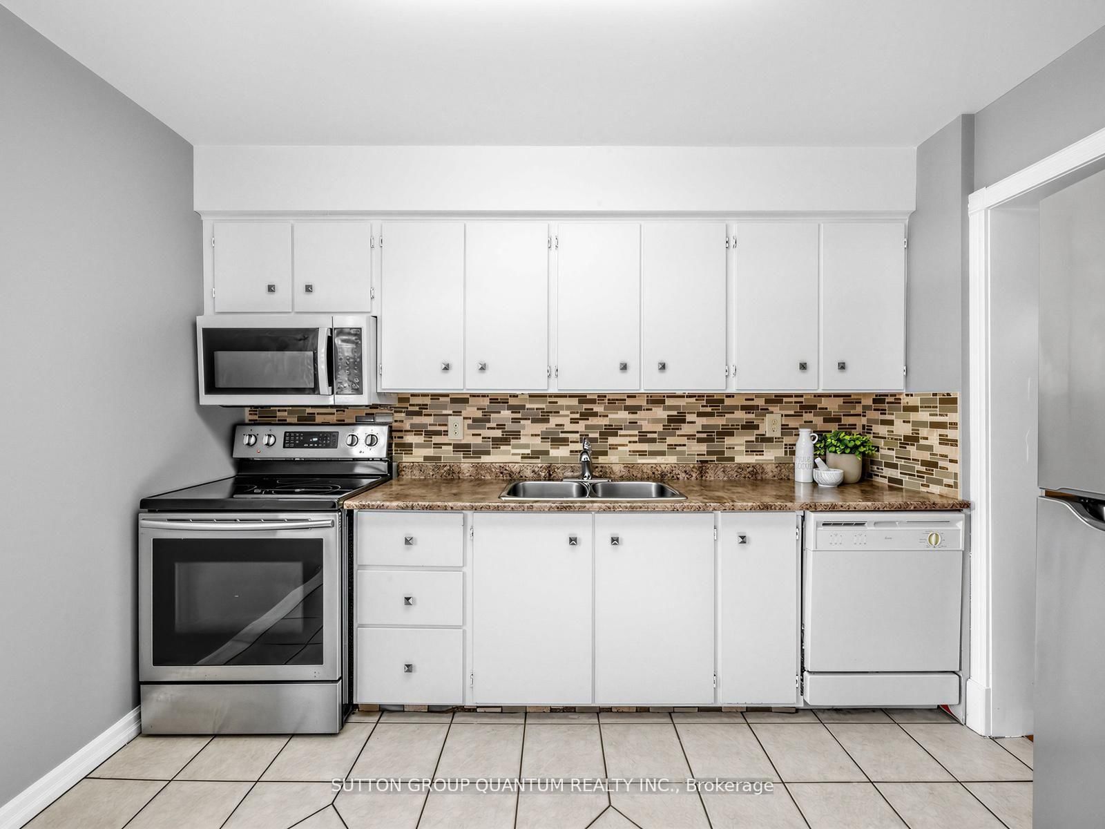 3665 Flamewood Drive, Unit 30 - Photo 18