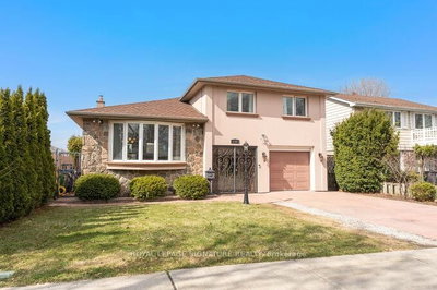 130 Carsbrooke Road, Toronto, Ontario