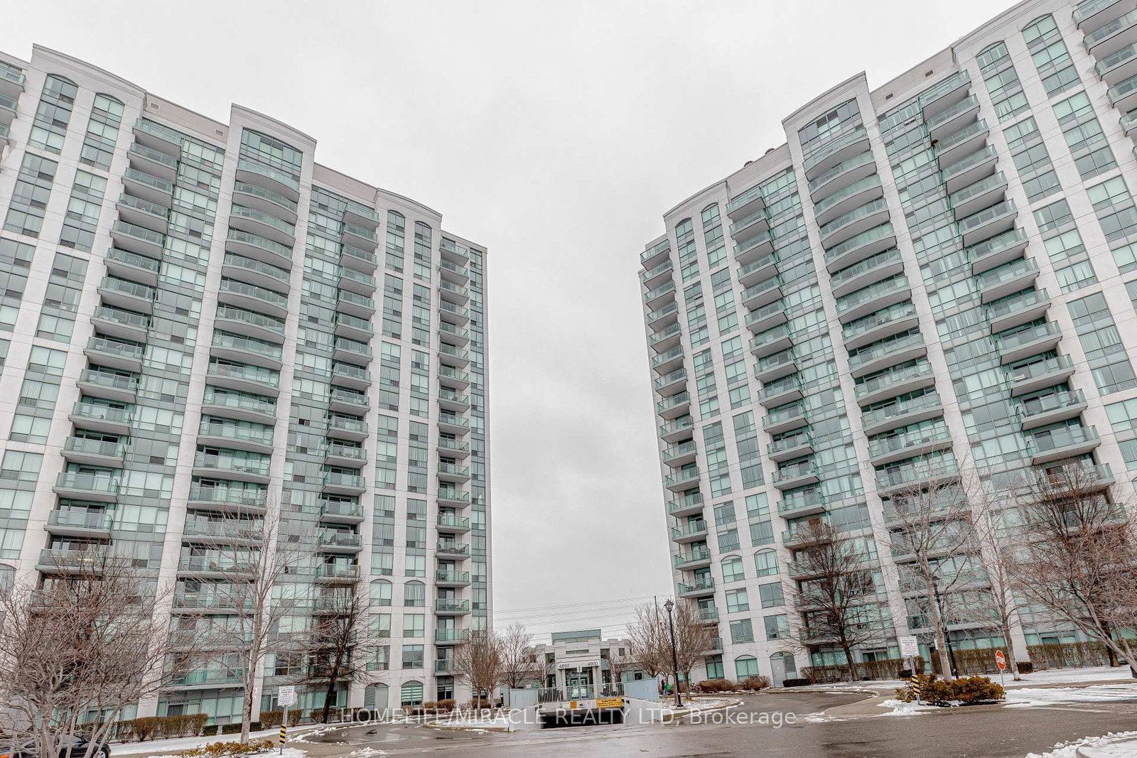 4850 Glen Erin Drive, Unit 1403