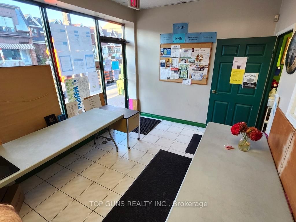 2375 St Clair Avenue W - Photo 5