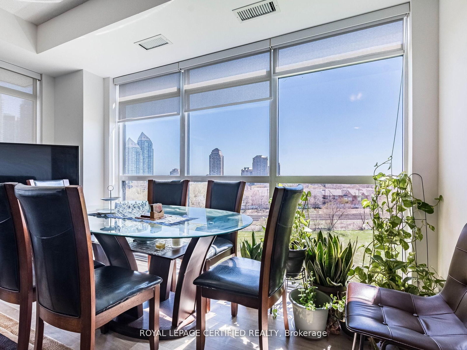 251 Manitoba Street, Unit 715 - Photo 15