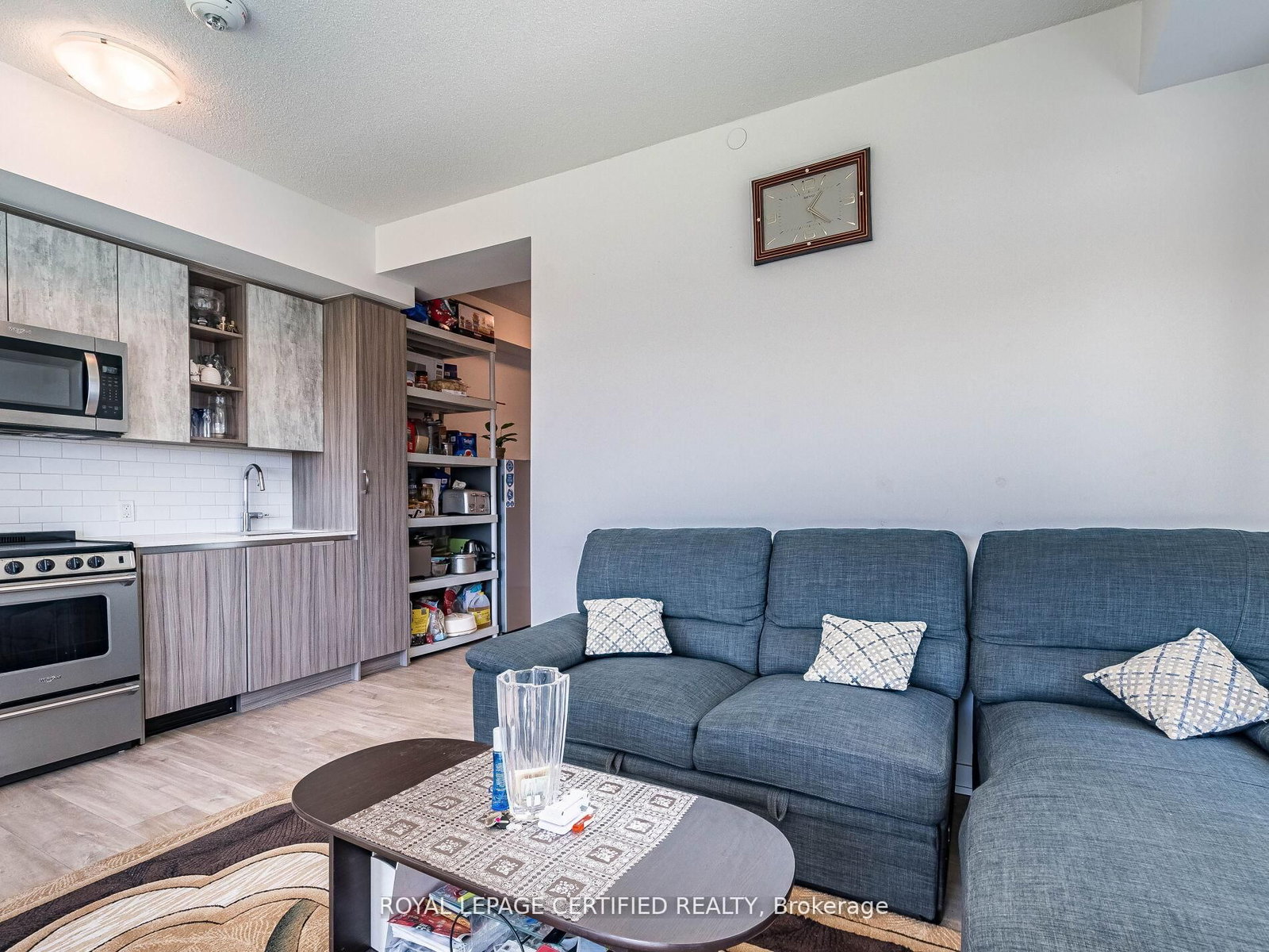 251 Manitoba Street, Unit 715 - Photo 19