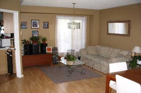 307 Balsam St, Orangeville, L9W4X6 | Image 2