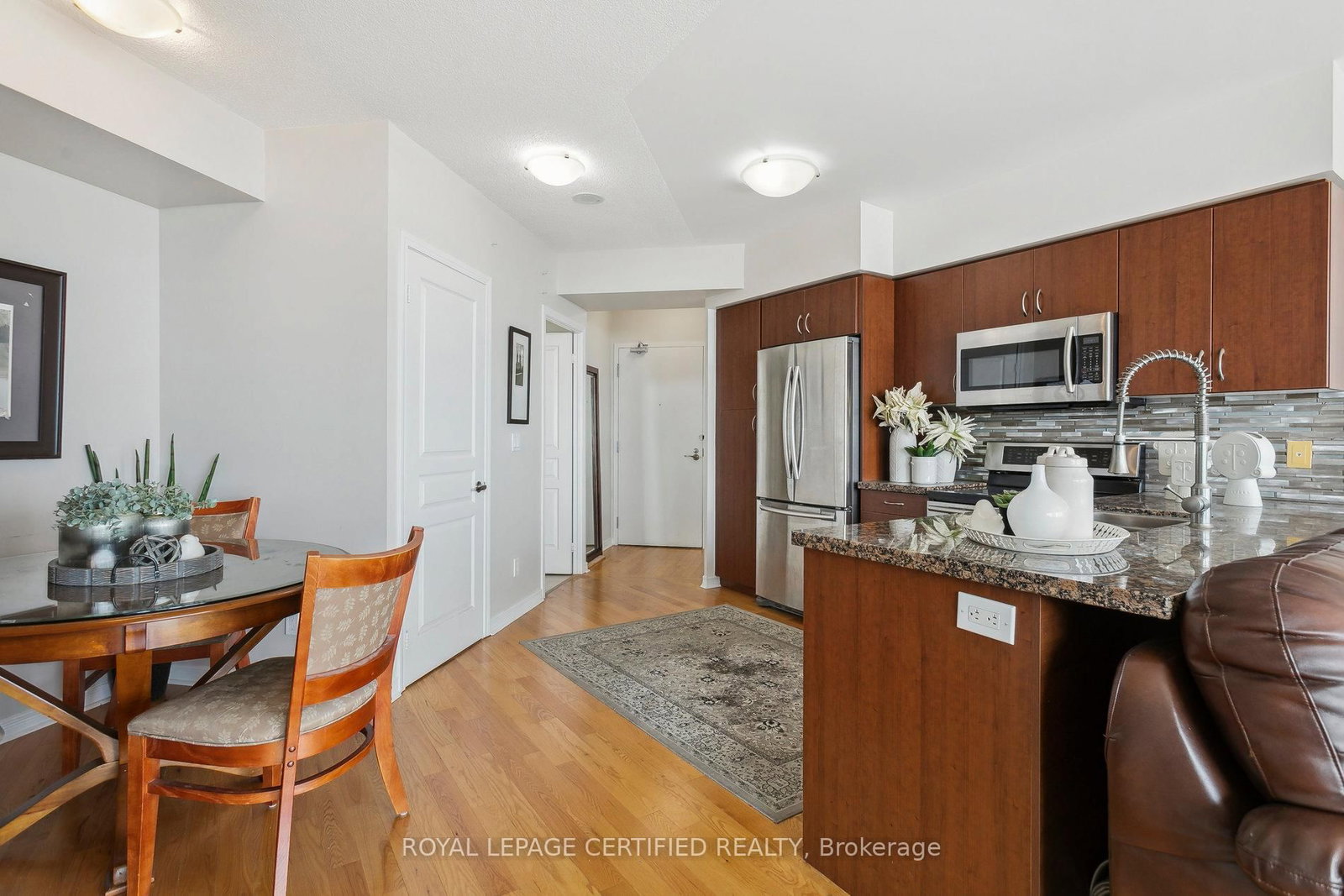 2240 Lakeshore Boulevard W, Unit 1208 - Photo 7