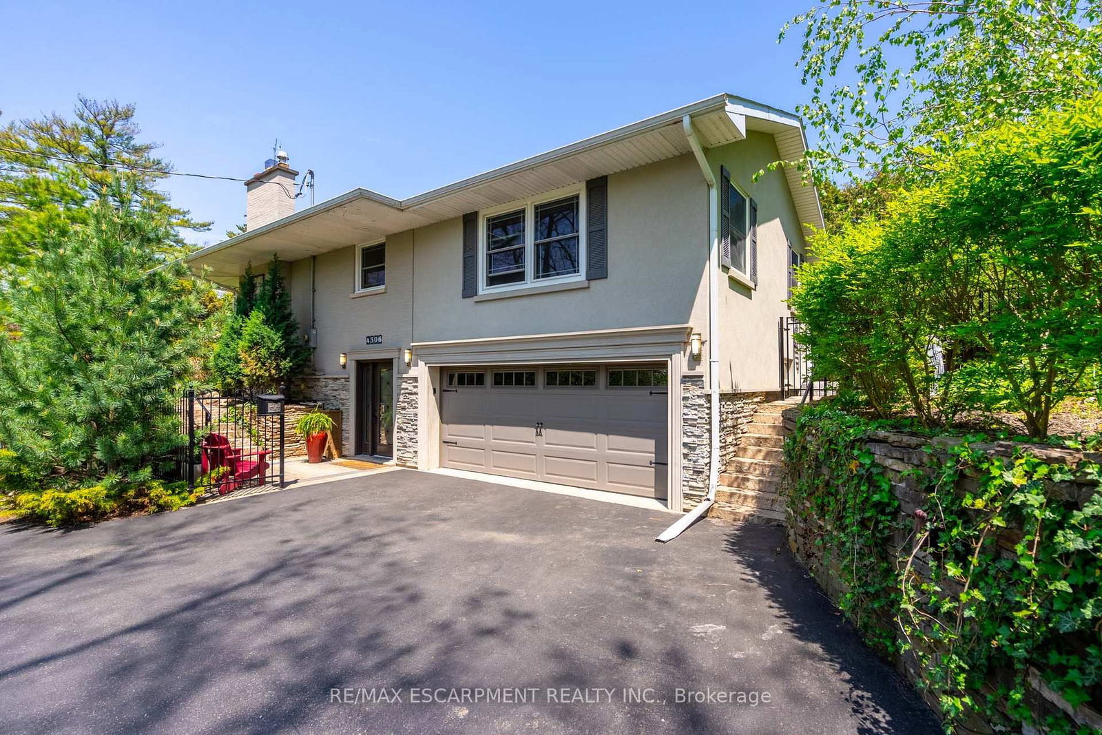 4306 Lakeshore Road - Photo 36