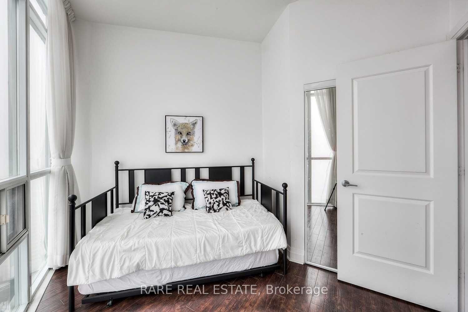 90 Absolute Avenue, Unit 2601 - Photo 20