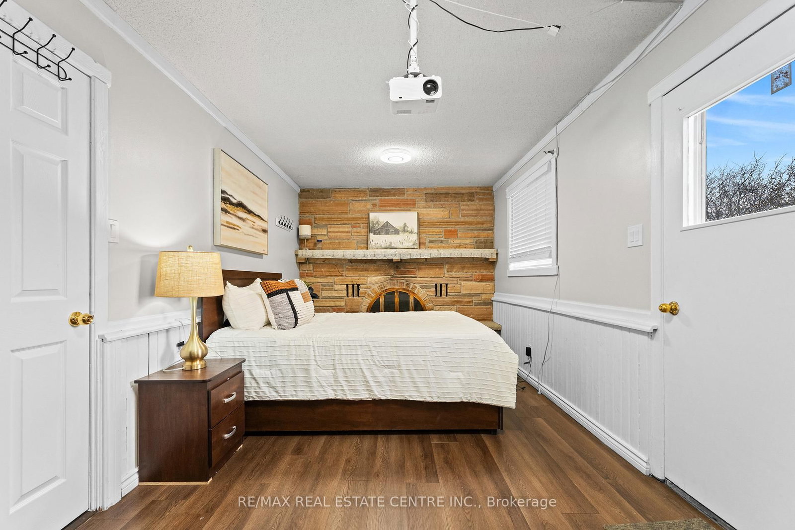 Detached House for sale at 23 Jefferson Road, Brampton, Ontario, L6S 2G6 - Northgate - MLS: W12984070