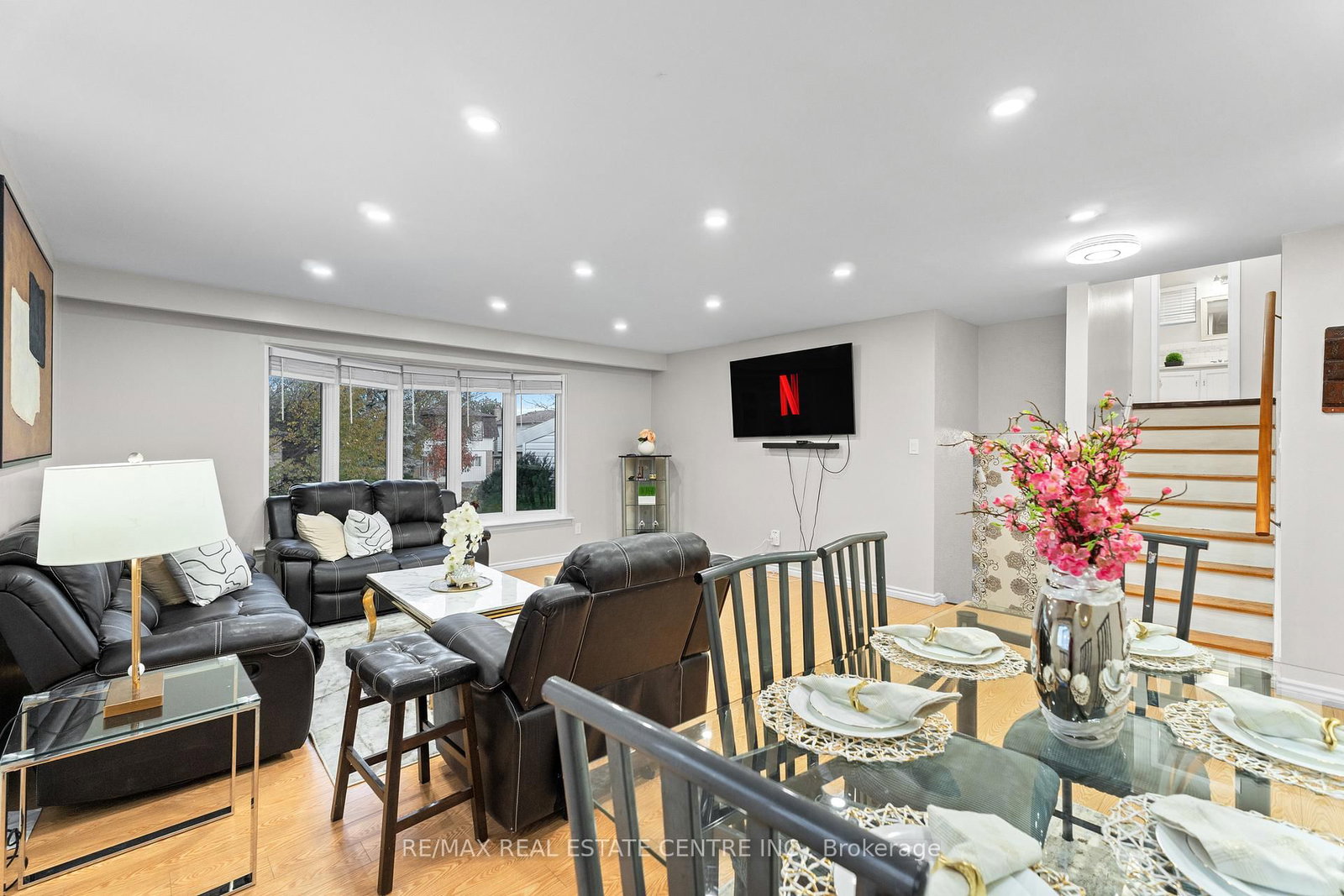 Detached House for sale at 23 Jefferson Road, Brampton, Ontario, L6S 2G6 - Northgate - MLS: W12984070