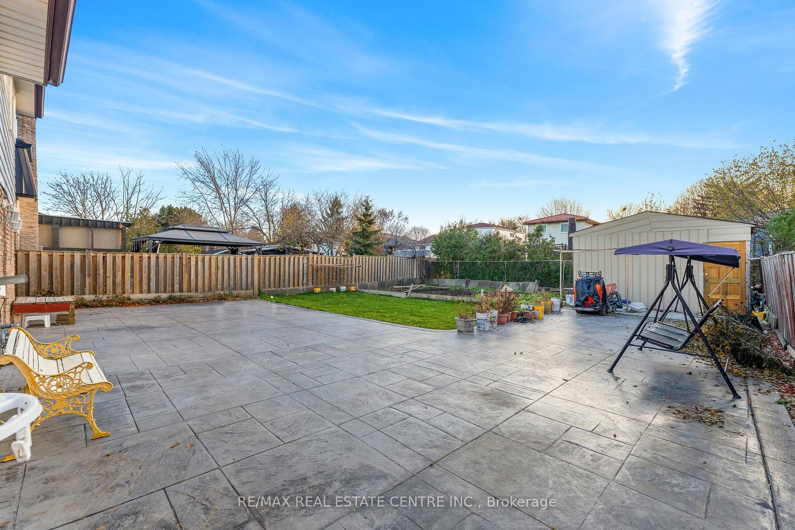 Detached House for sale at 23 Jefferson Road, Brampton, Ontario, L6S 2G6 - Northgate - MLS: W12984070