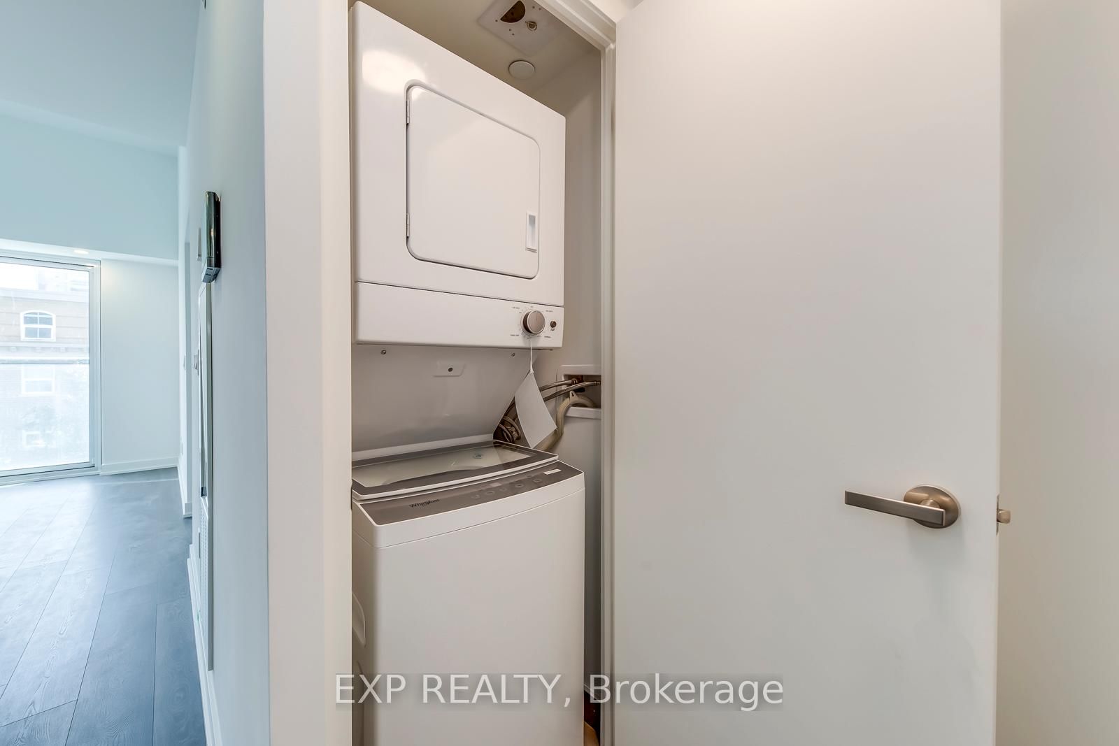 370 Martha Street, Unit 303 - Photo 17