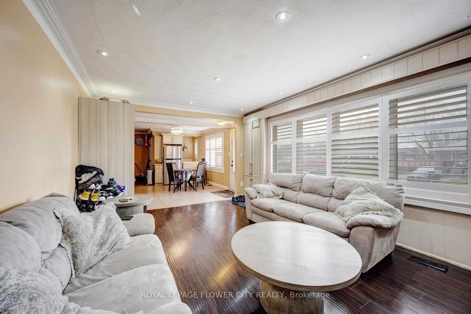 Detached House for sale at 20 N Alarton Street, Mississauga, Ontario, L4T 1J8 - Malton - MLS: W12984110