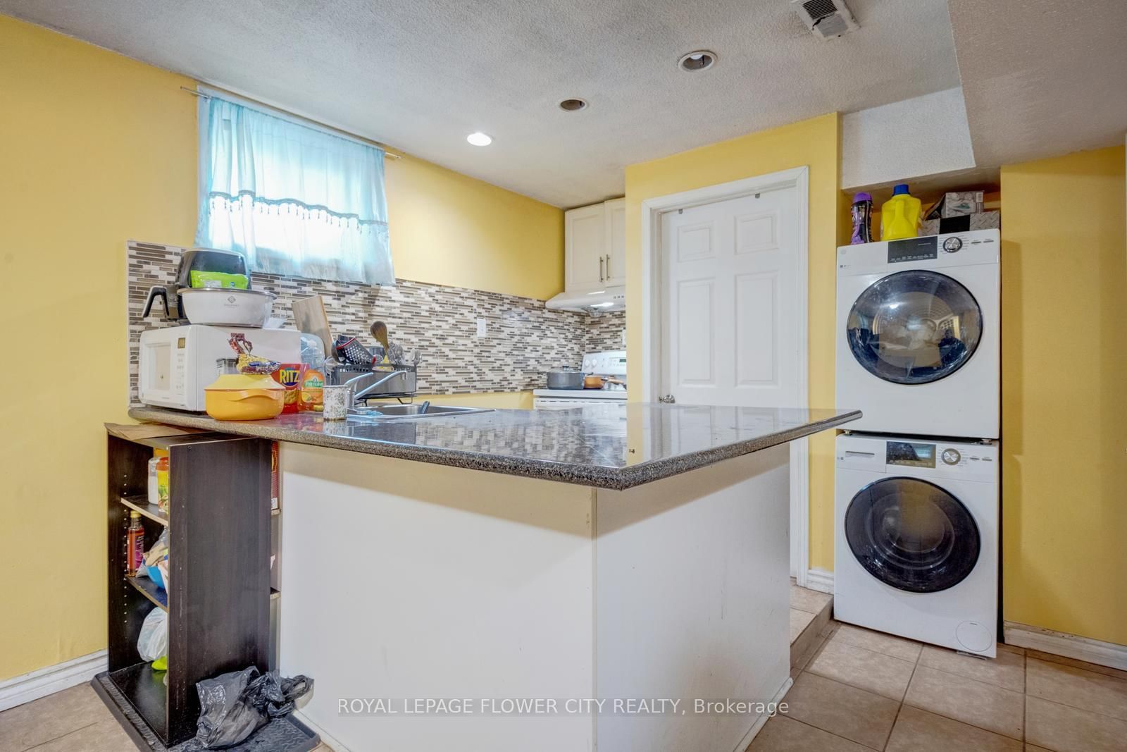 Detached House for sale at 20 N Alarton Street, Mississauga, Ontario, L4T 1J8 - Malton - MLS: W12984110