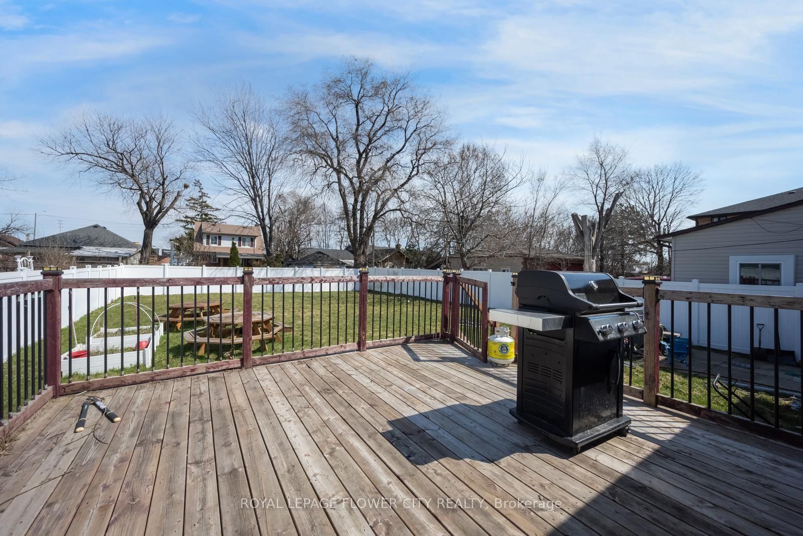 Detached House for sale at 20 N Alarton Street, Mississauga, Ontario, L4T 1J8 - Malton - MLS: W12984110