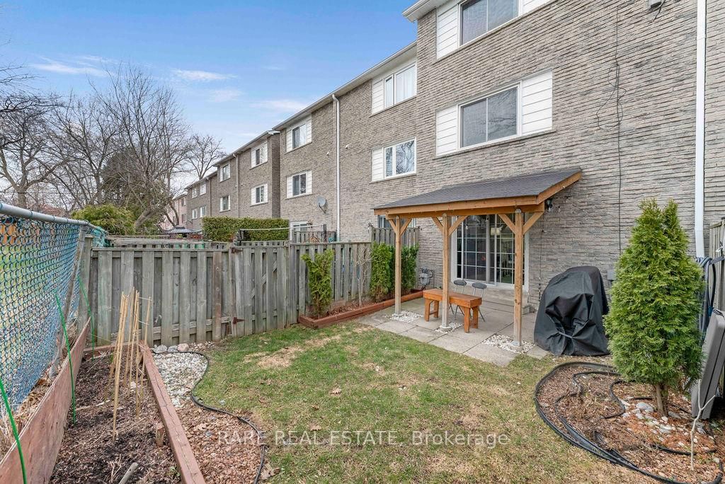 2006 Martin Grove Road, Unit 21 - Photo 12