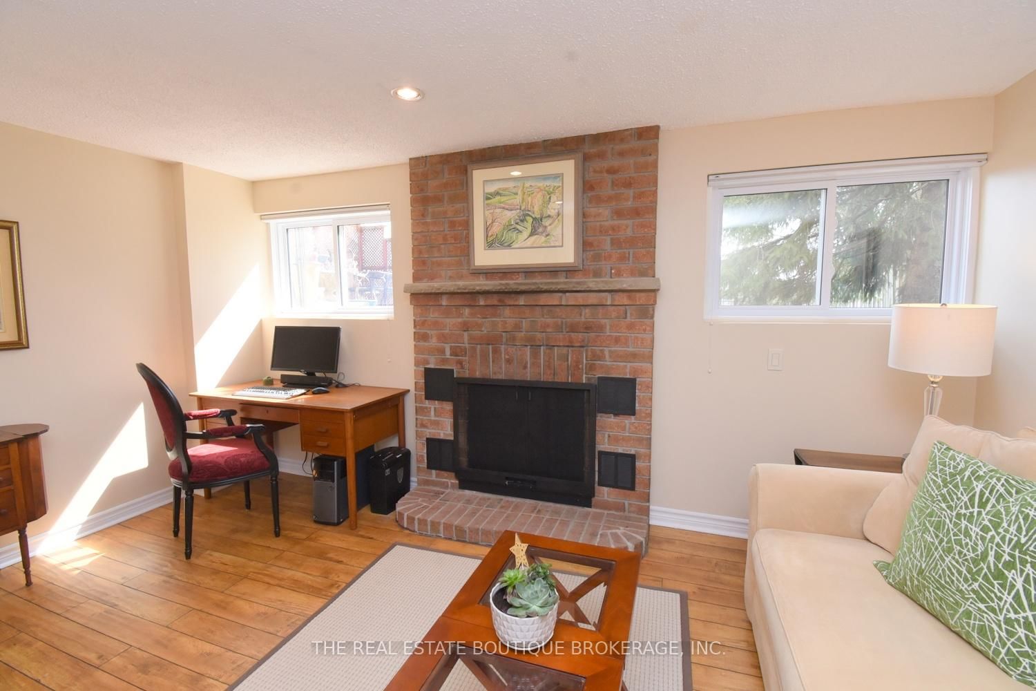 3200 Greenbough Crescent - Photo 40