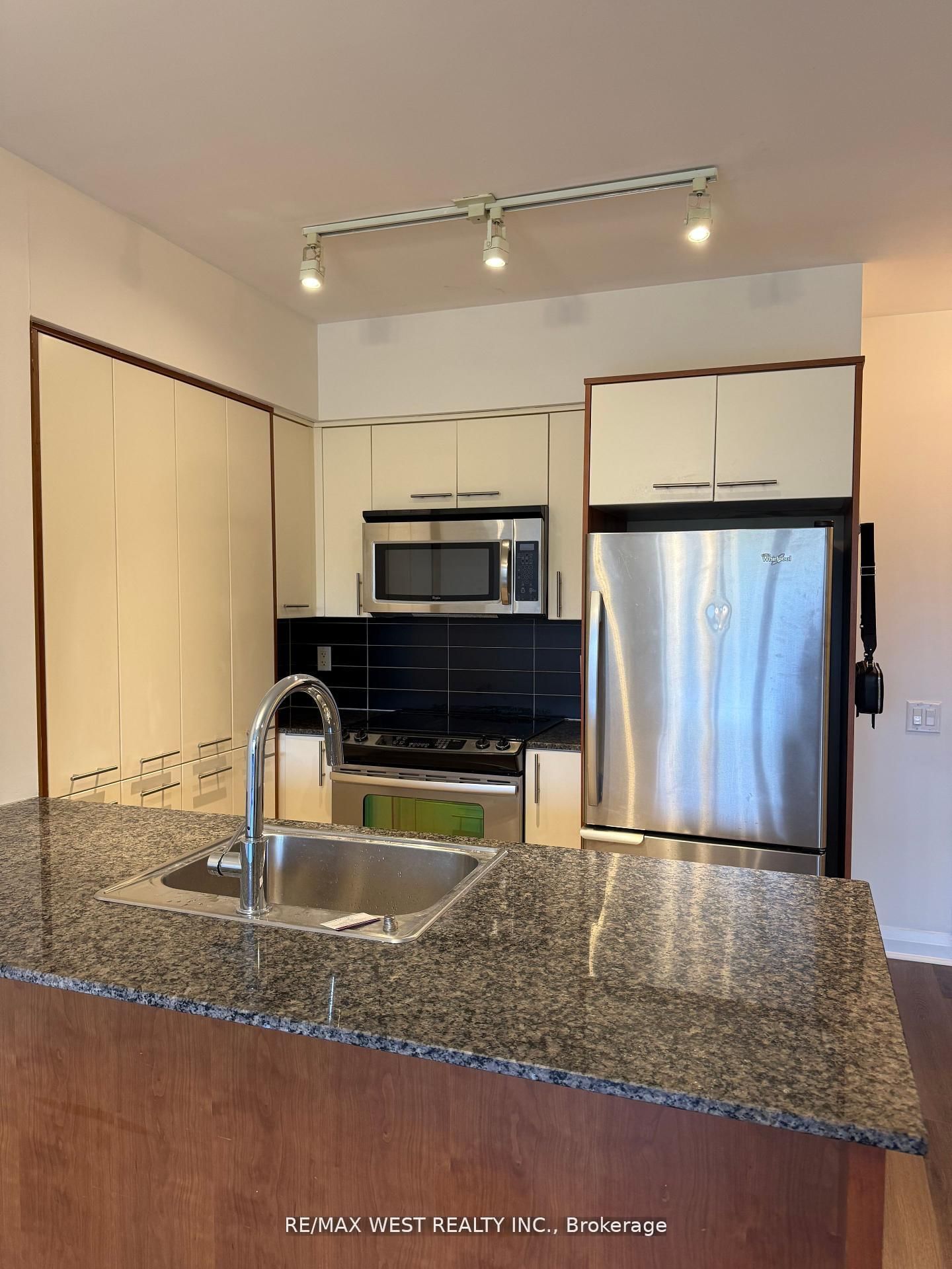 1 Valhalla Inn Road, Unit 311 - Photo 9