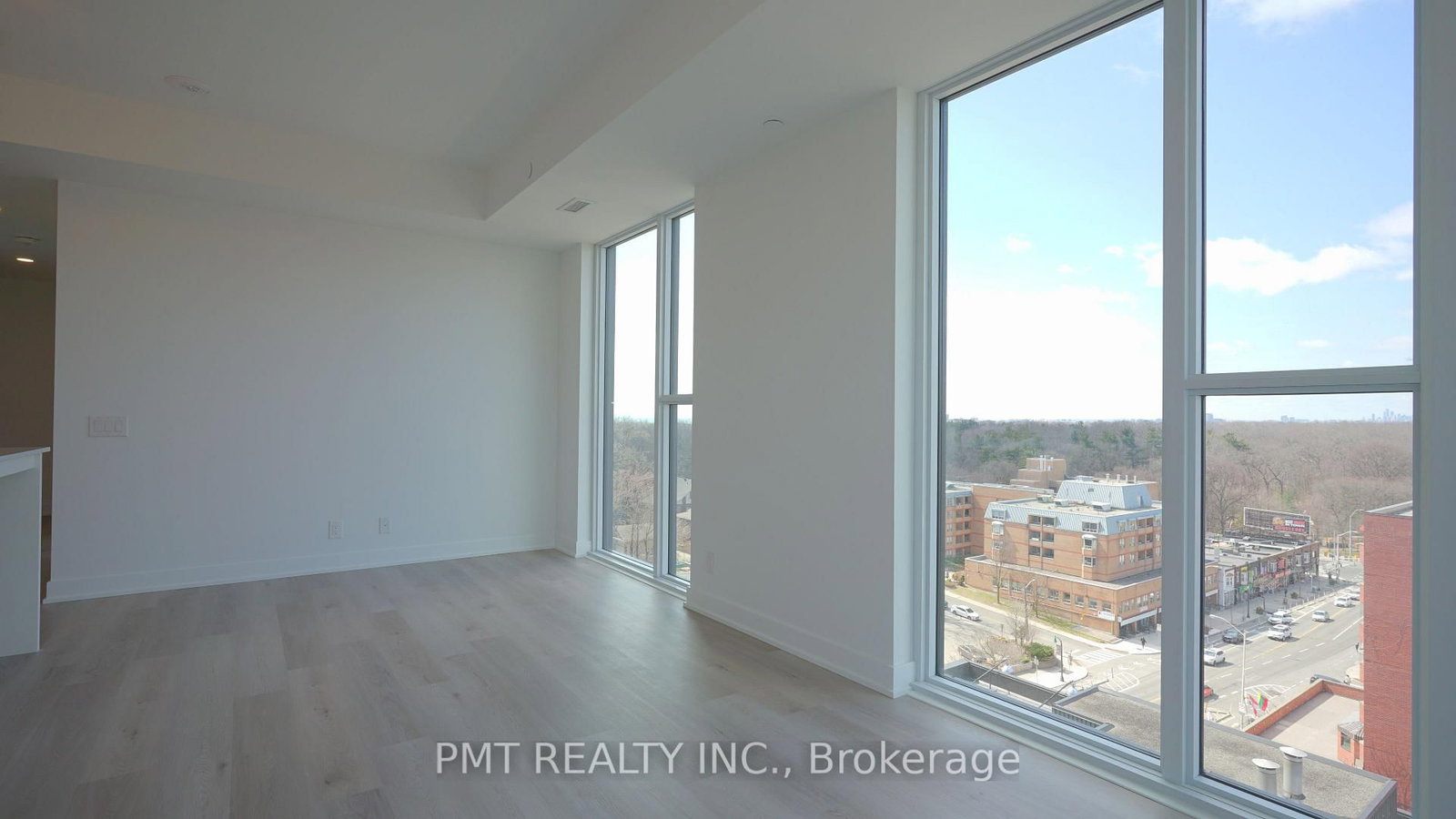 1660 Bloor Street W, Unit 911 - Photo 11