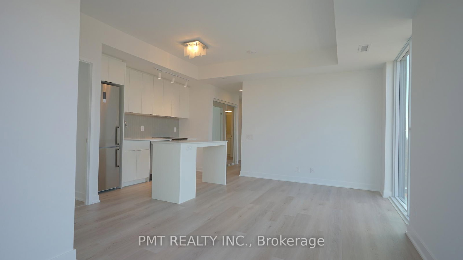 1660 Bloor Street W, Unit 911 - Photo 2