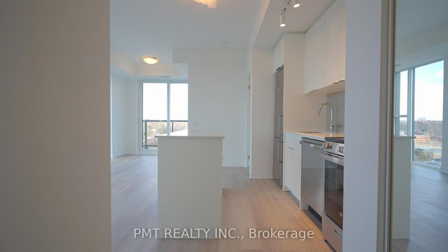 911 - 1660 Bloor Street W