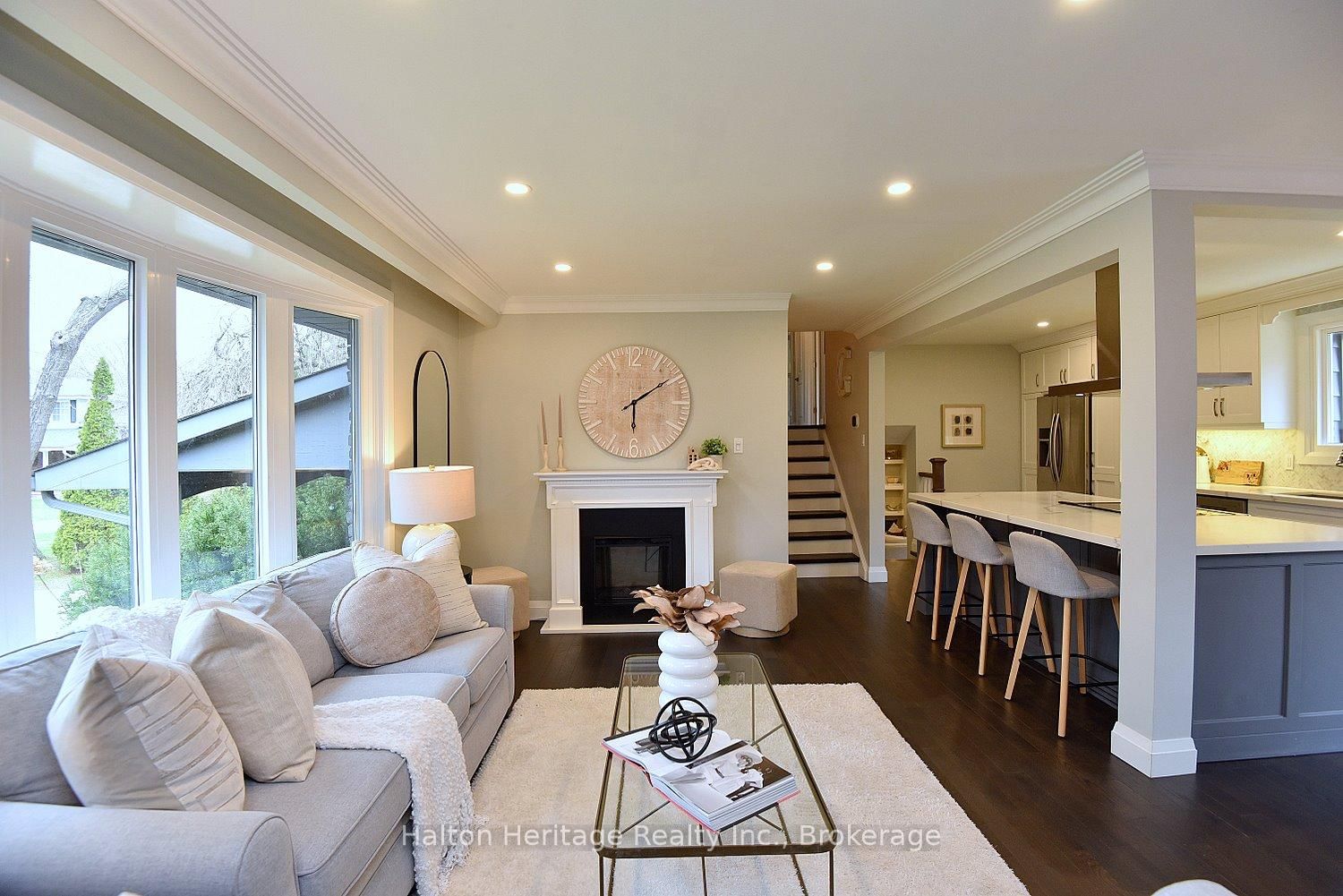 291 Carla Court - Photo 4