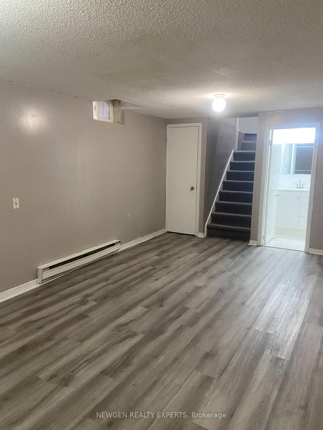 Bsmnt - 4575 Guildwood Way W