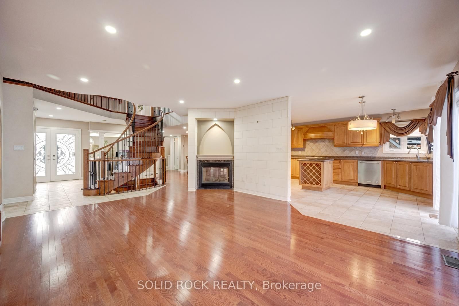 Detached House for sale at 34 Forsyth Crescent, Halton Hills, Ontario, L7G 6G3 - Georgetown - MLS: W12984550