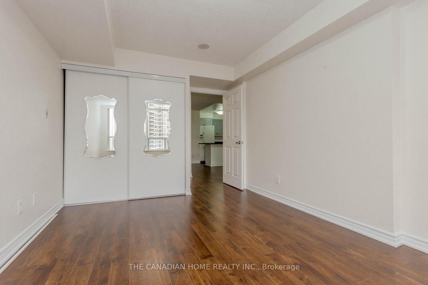 3880 Duke Of York Boulevard, Unit 2302 - Photo 36