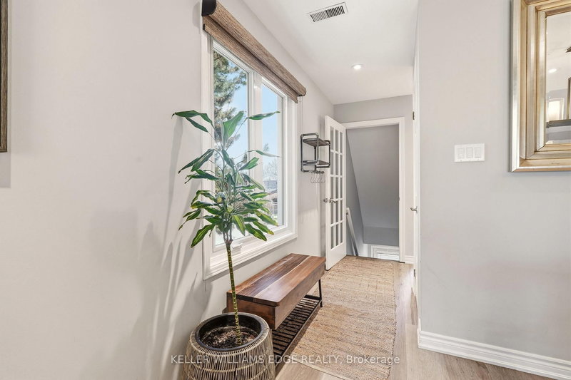 235 - 2110 Cleaver Ave, Burlington, L7M 3Z4 | Image 2