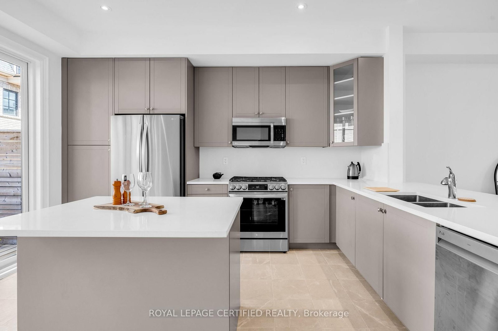 74A Thomas Street, Unit 10 - Photo 11