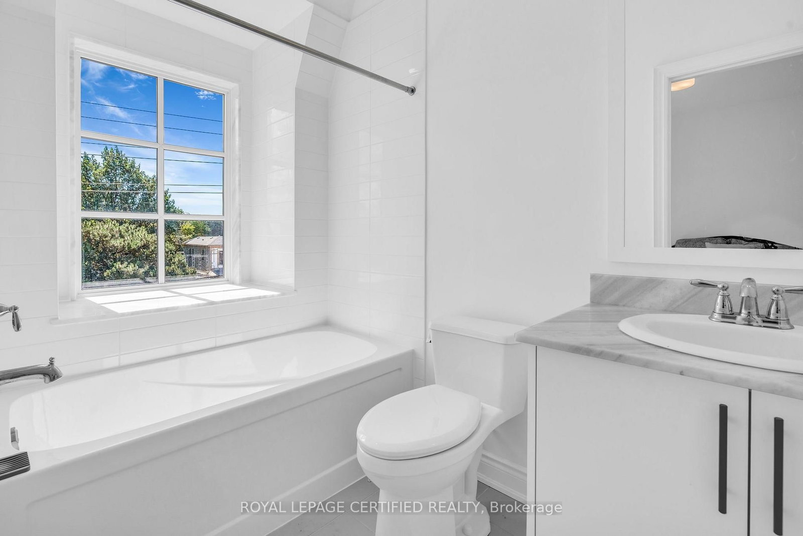 74A Thomas Street, Unit 10 - Photo 28