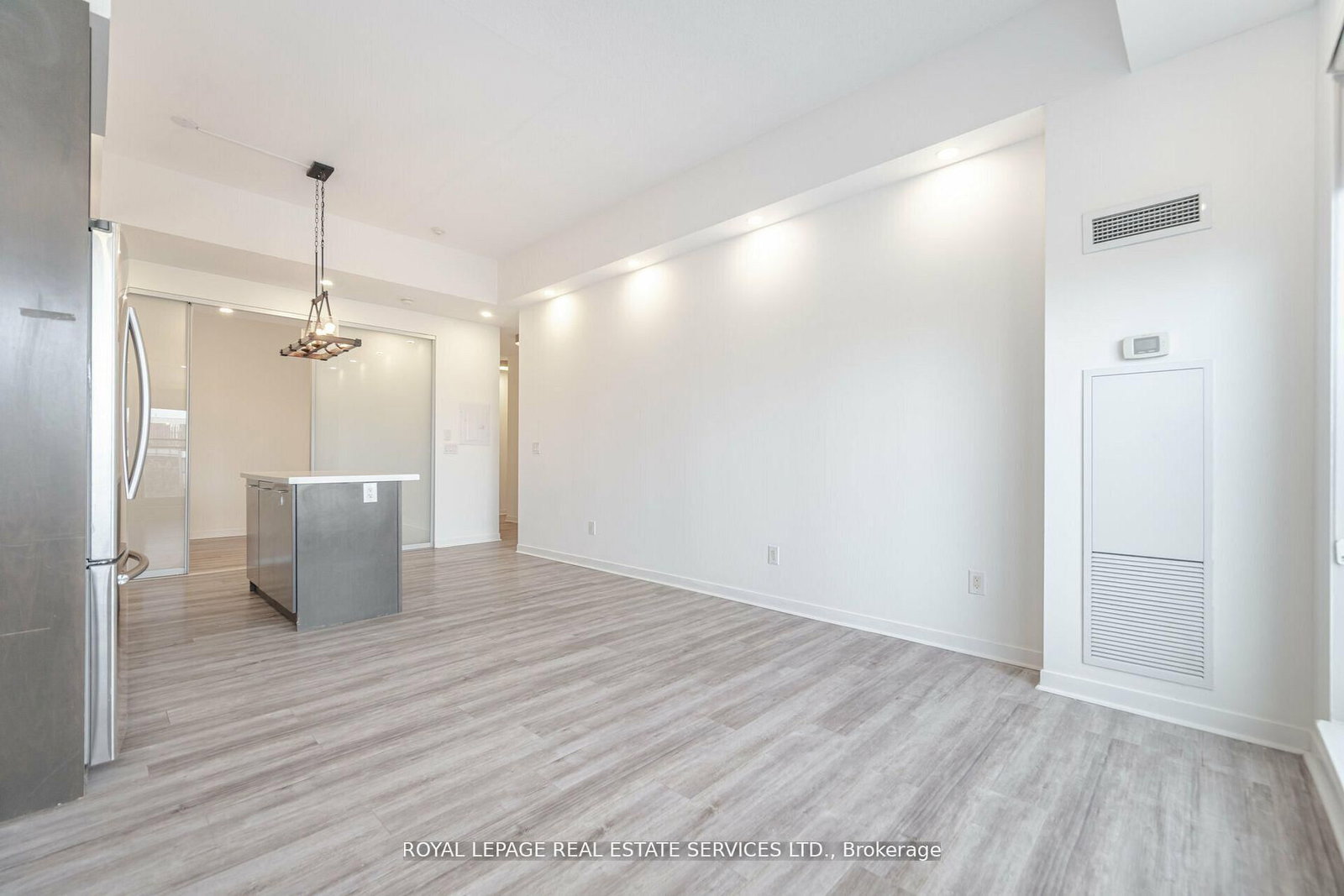 360 Square One Drive, Unit 602 - Photo 17