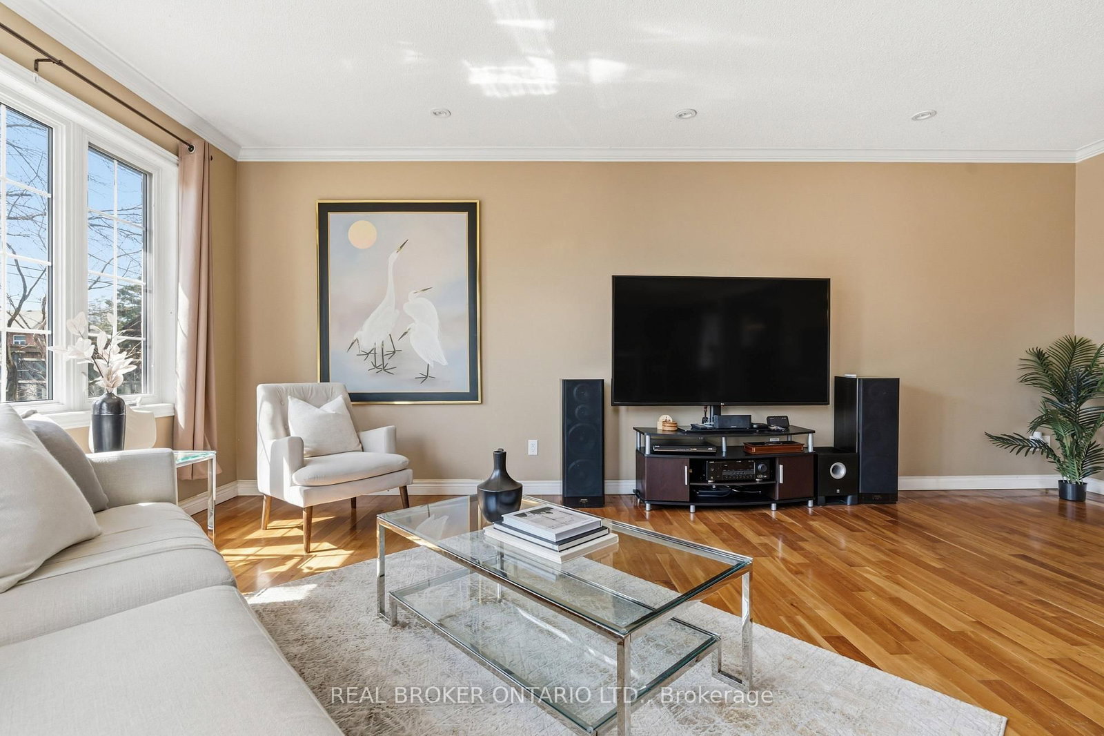 Detached House for sale at 18 Cotswold Court, Halton Hills, Ontario, L7G 5E5 - Georgetown - MLS: W12984736