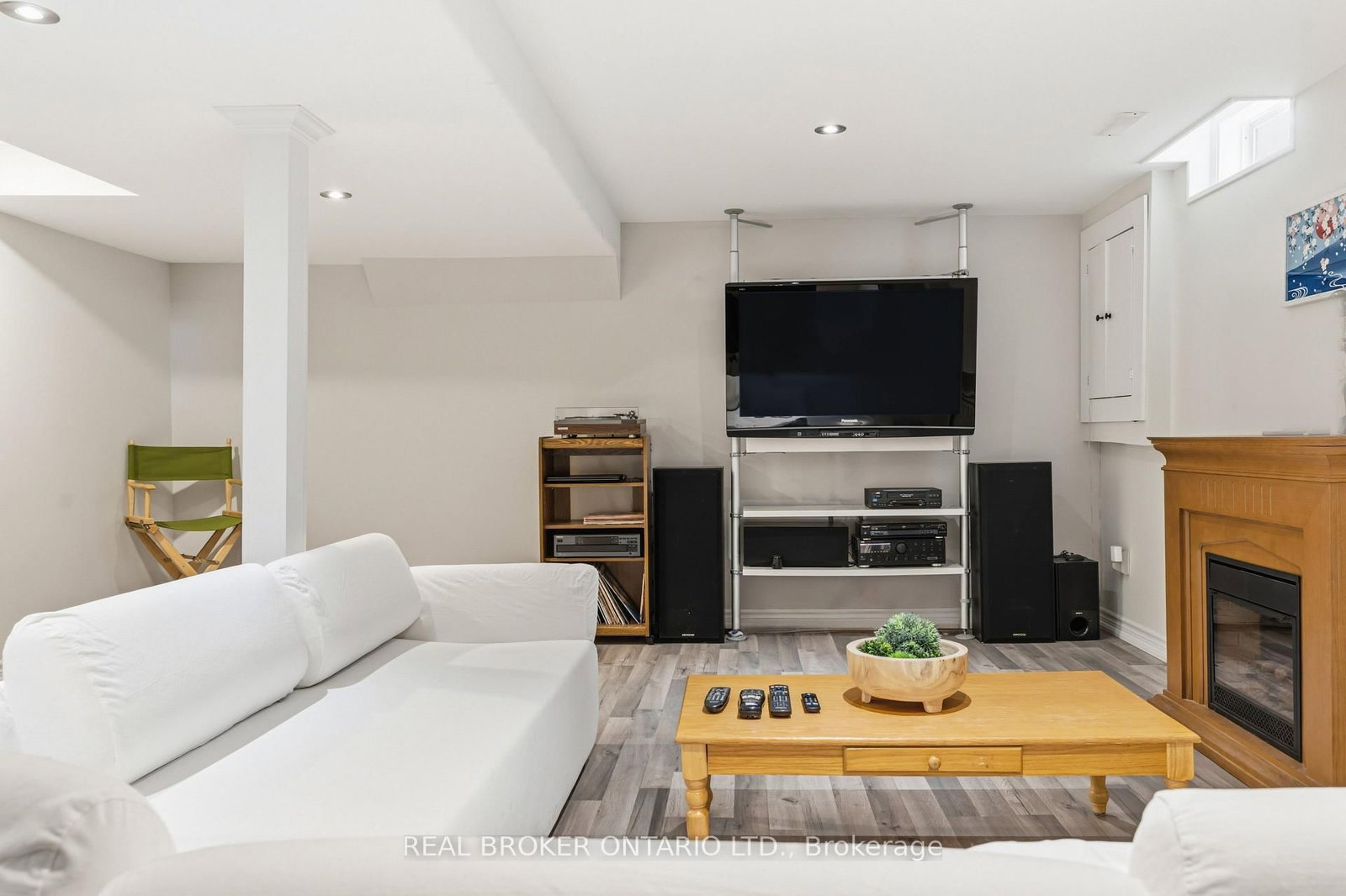 Detached House for sale at 18 Cotswold Court, Halton Hills, Ontario, L7G 5E5 - Georgetown - MLS: W12984736