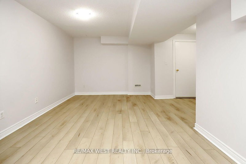 Bsmt - 5453 Festival Dr, Mississauga, L5M 0G6 | Image 3