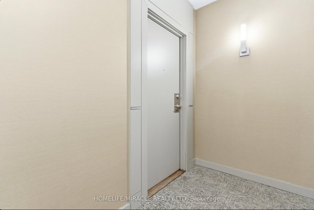 2901 - 330 Burnhamthorpe Road W