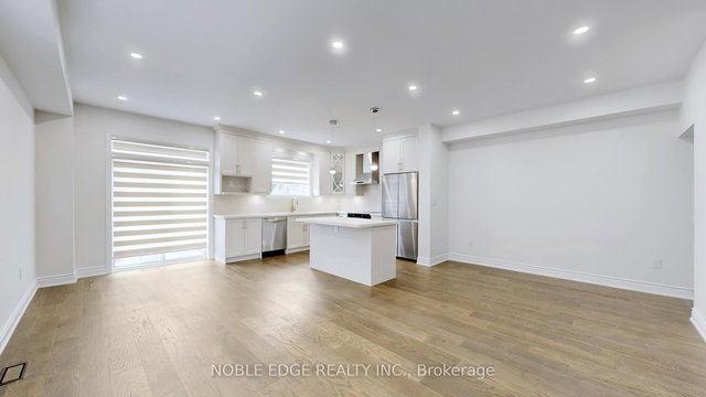 49 True Blue Crescent